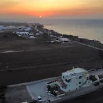 Uva Nera House Daire Oia